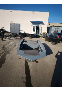 Моторная лодка ПНД Парус 420 R